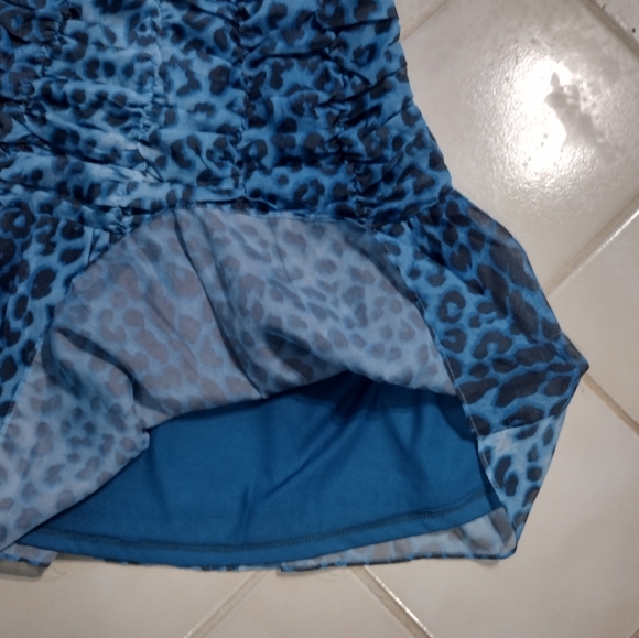 Gorgeous blue cheetah dress - Picture 2 of 15